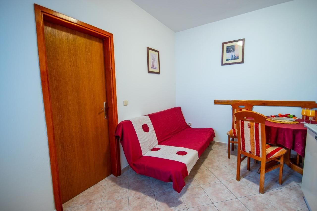 Apartment Franic Подстрана Экстерьер фото