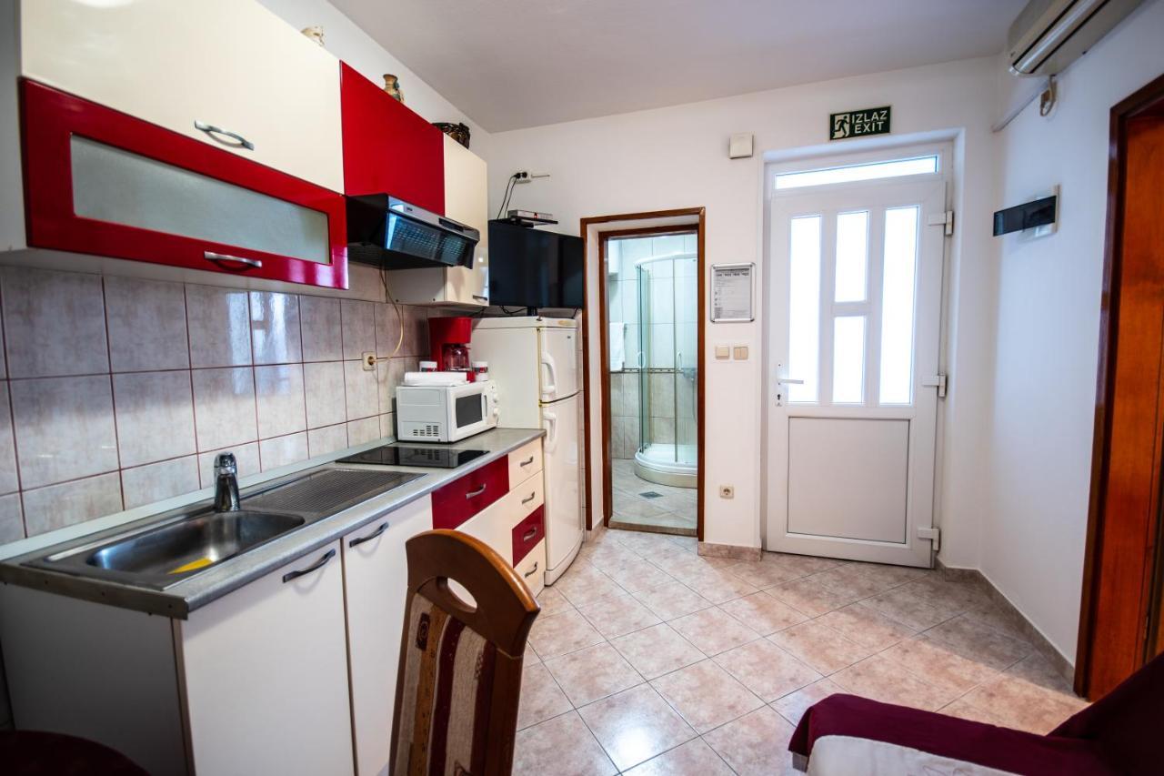 Apartment Franic Подстрана Экстерьер фото